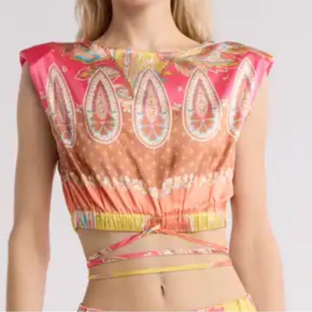 Bali Paisley Sleeveless Top By Elan‎ NWT Floral Paisley Size Small